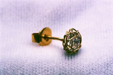 Diamond earring, in 5x6 setting.